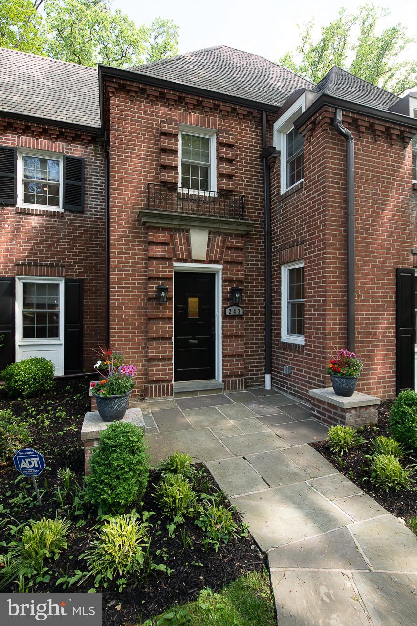 243 Hamilton Road Merion Station, PA 19066 - Photo 4 of 55 Gallery Image 4