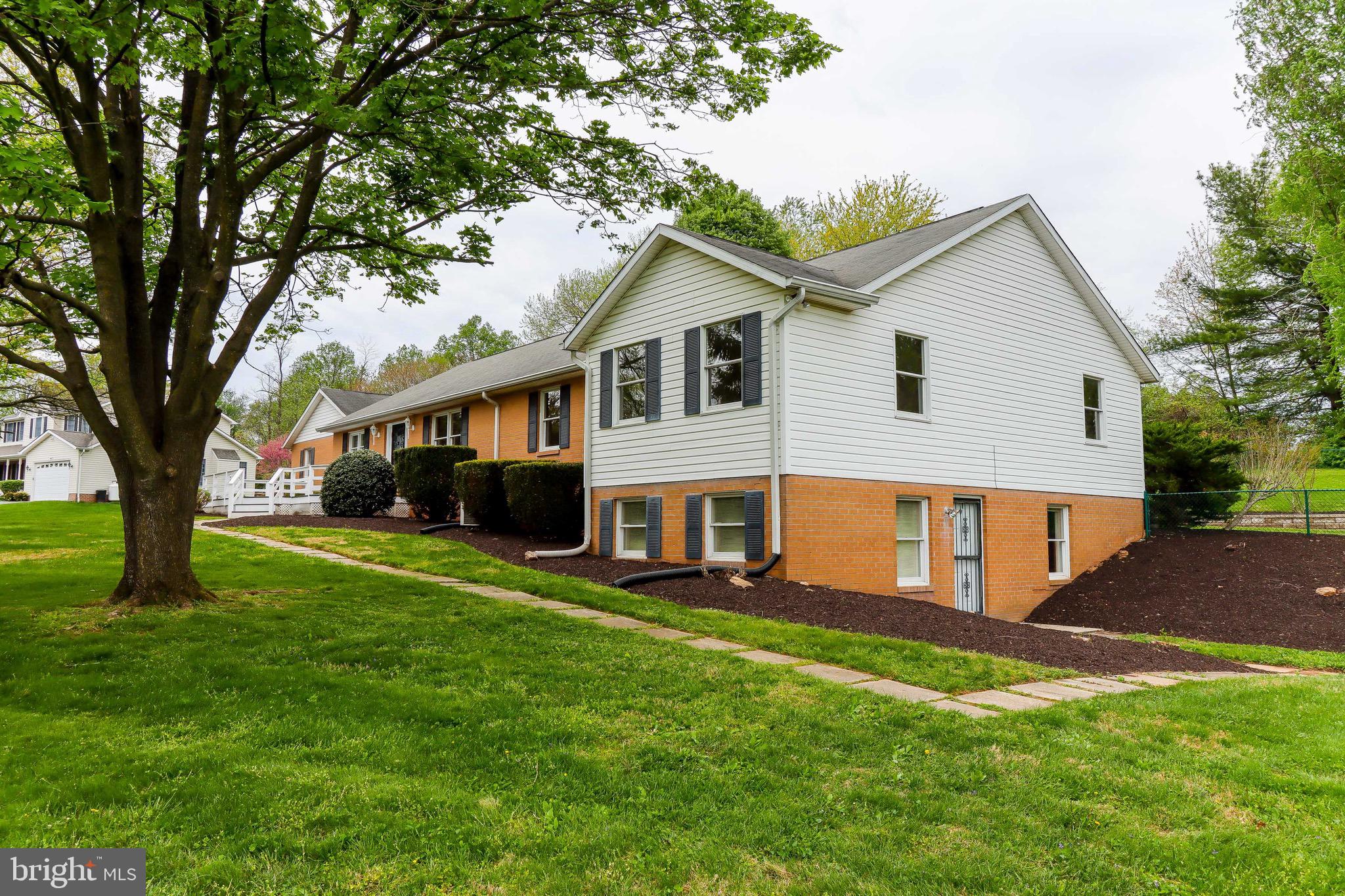 3026 Bird View Road Westminster, MD 21157 - Photo 2 of 56 Gallery Image 2