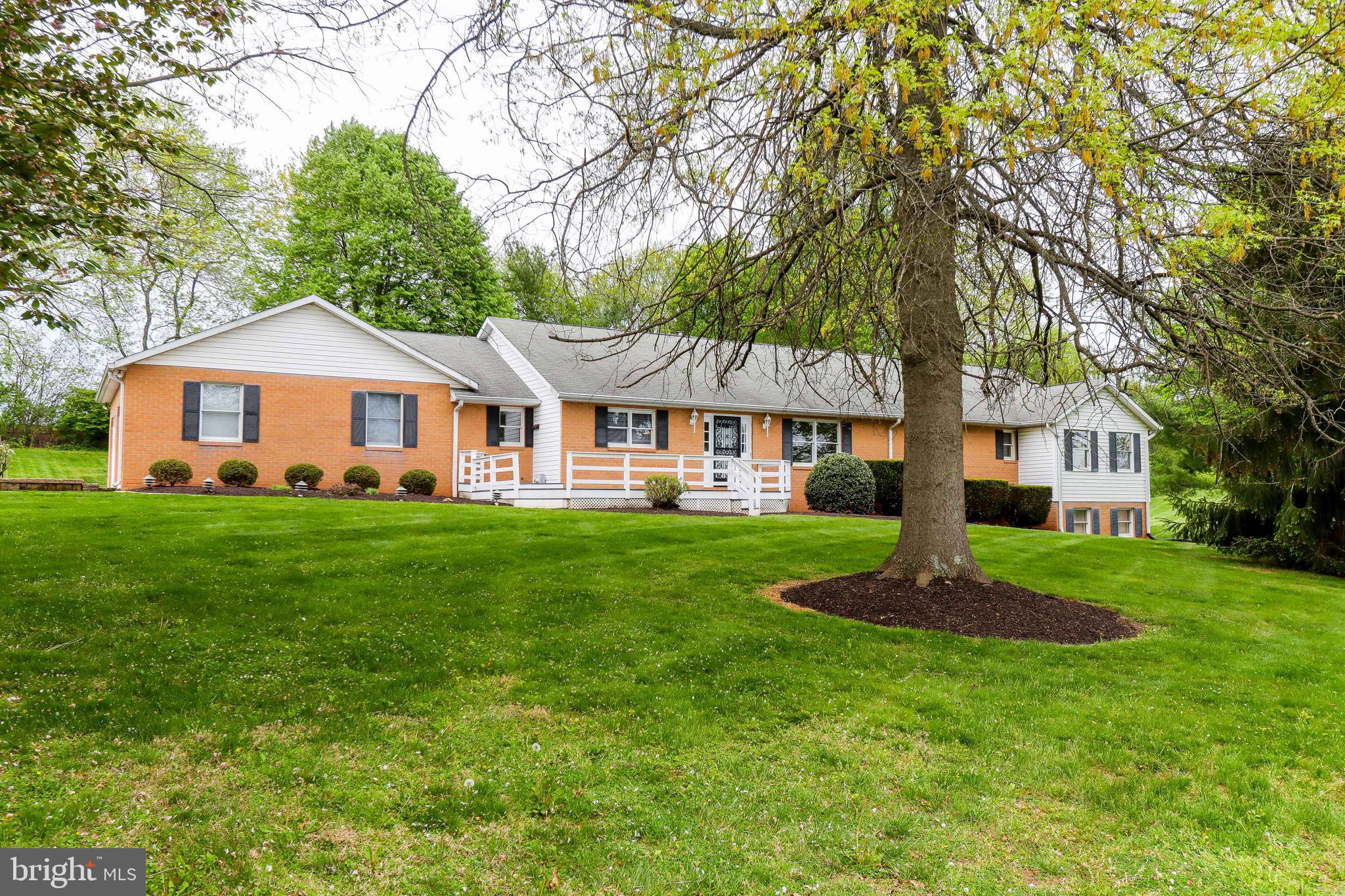 3026 Bird View Road Westminster, MD 21157 - Photo 3 of 56 Gallery Image 3