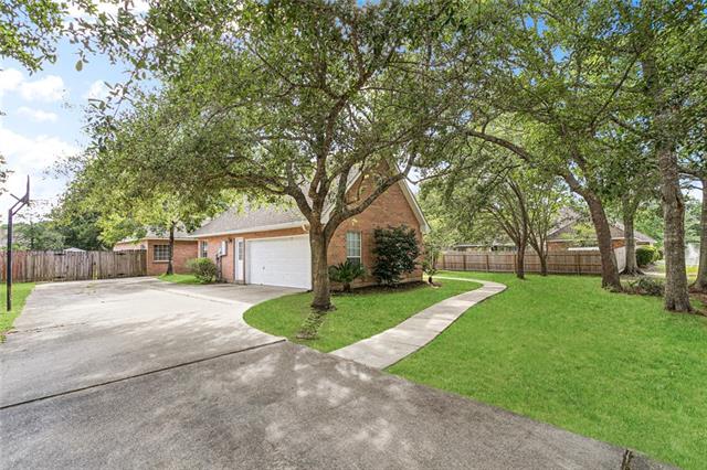 200 Leeds Drive Slidell, LA 70461 - Photo 2 of 32