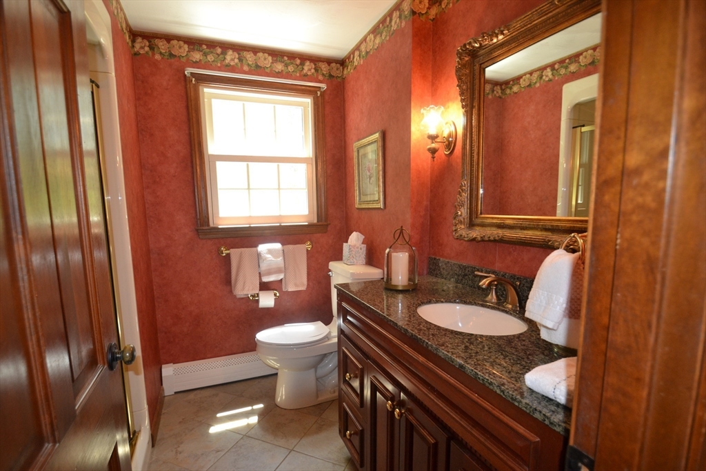 18 Bennett Road Rochester, MA 02770 - Photo 22 of 42