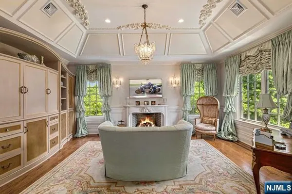 $5,500,000 | 116 Truman Drive, Cresskill, NJ 07626