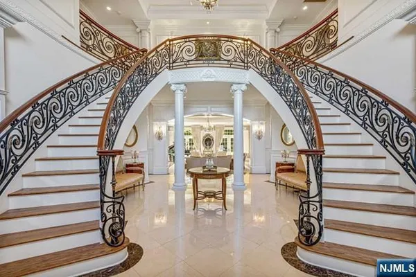 $5,500,000 | 116 Truman Drive, Cresskill, NJ 07626