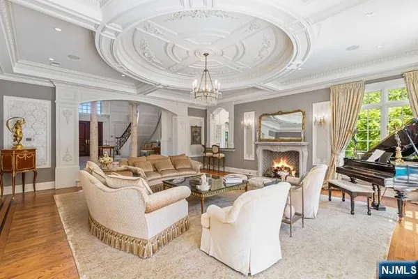 $5,500,000 | 116 Truman Drive, Cresskill, NJ 07626