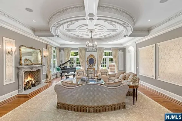 $5,500,000 | 116 Truman Drive, Cresskill, NJ 07626