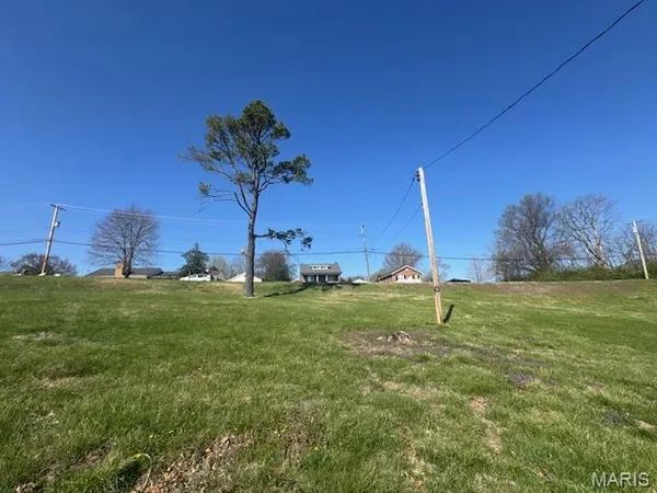 $189,900 | 6434 Christopher Drive, St. Louis, MO 63129