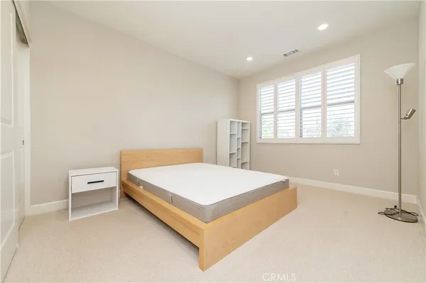 $4,650 | 135 Okra, Irvine, CA 92618