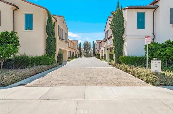 $4,650 | 135 Okra, Irvine, CA 92618