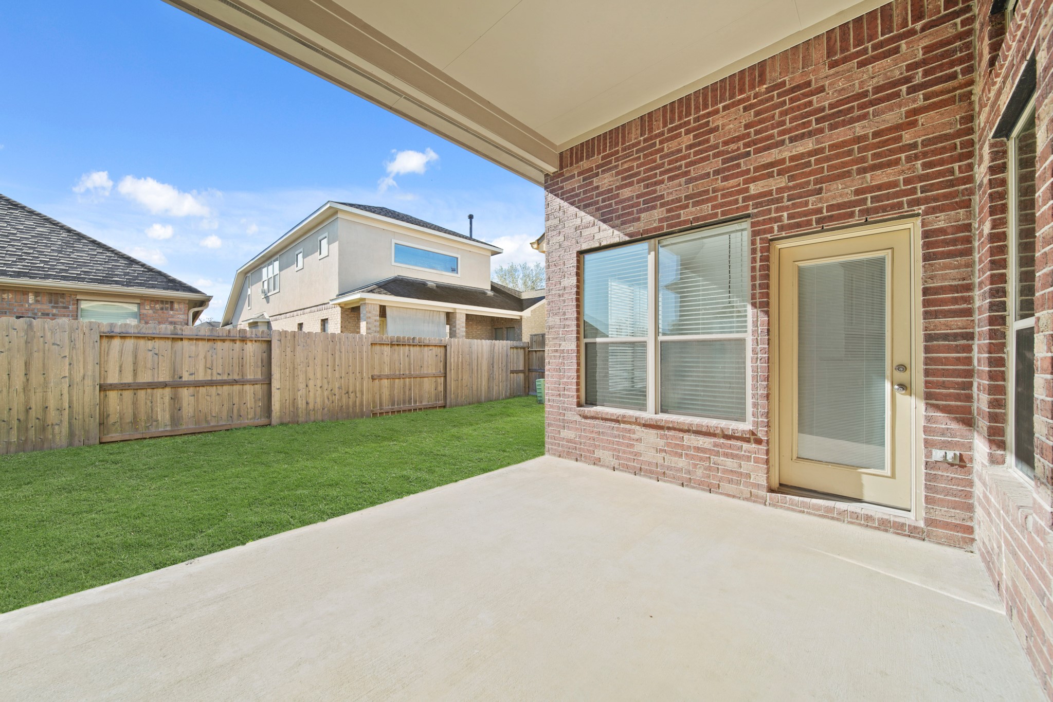 3405 Volterra Circle Friendswood, TX 77546 - Photo 26 of 29