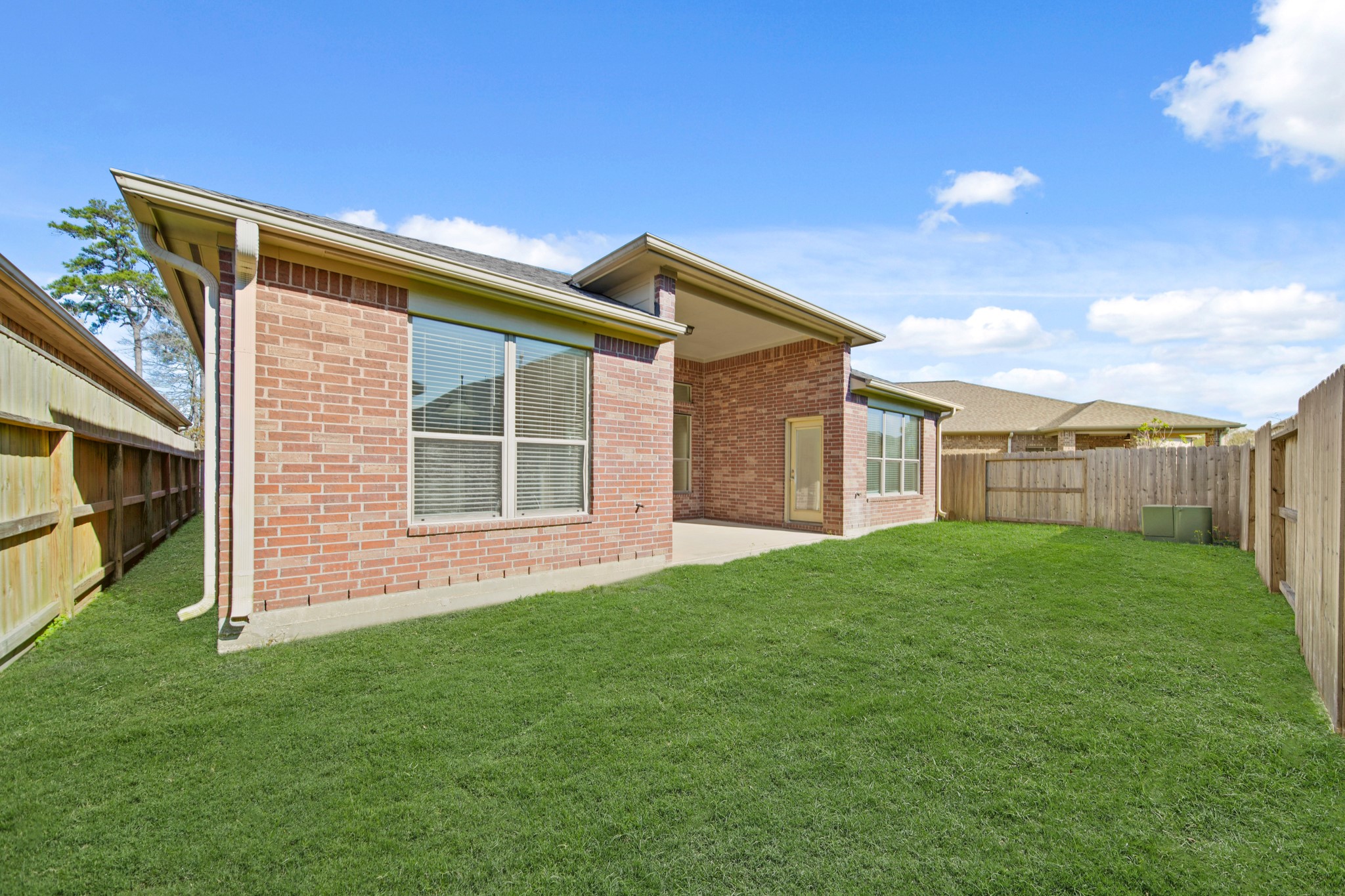 3405 Volterra Circle Friendswood, TX 77546 - Photo 27 of 29