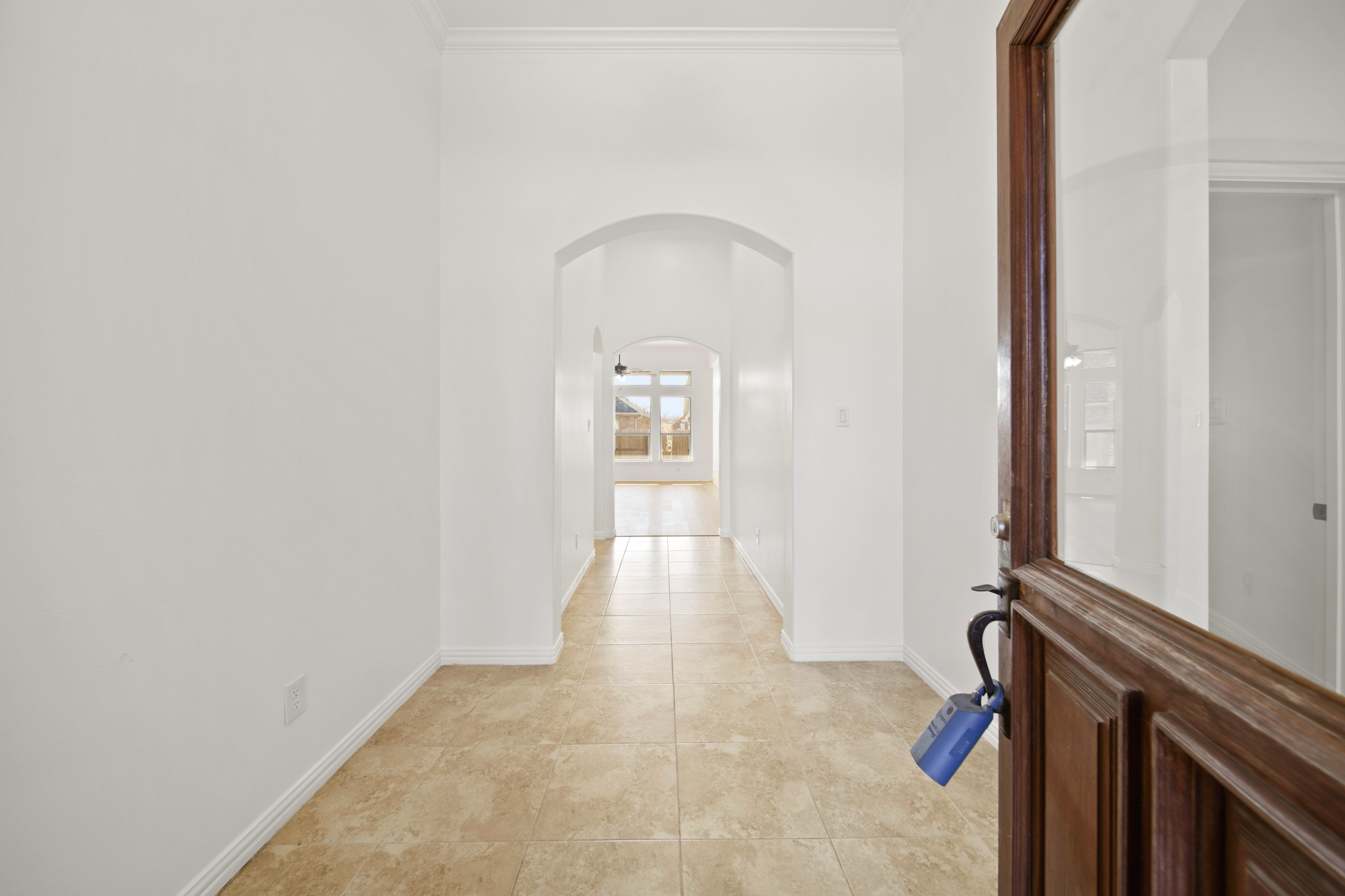 3405 Volterra Circle Friendswood, TX 77546 - Photo 3 of 29