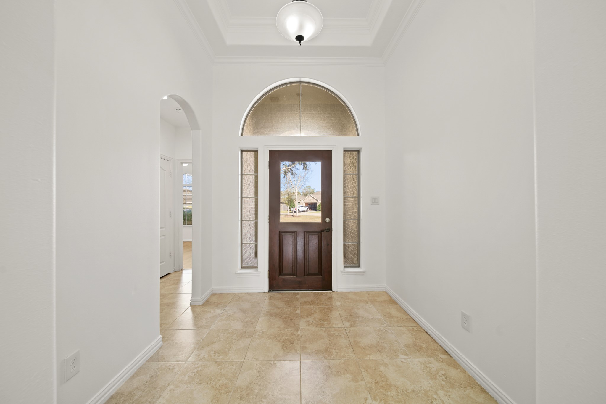 3405 Volterra Circle Friendswood, TX 77546 - Photo 4 of 29