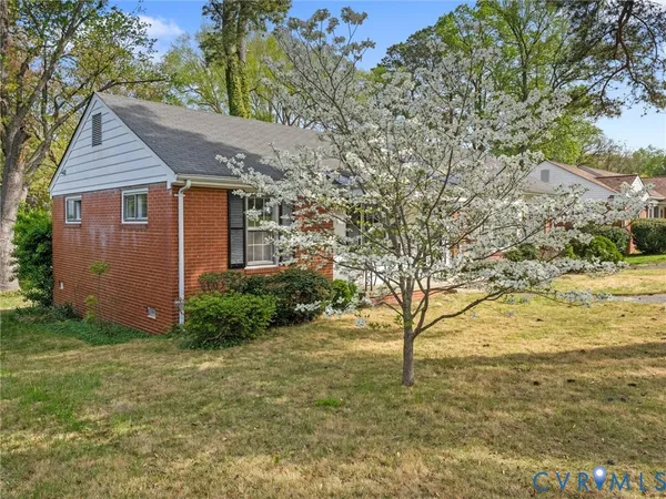 $375,000 | 1904 Windsordale Drive, Henrico, VA 23229