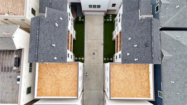 $618,000 | 1138 West 16th Street, Houston, TX 77008