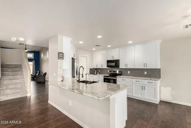 $620,000 | 1355 East Betsy Lane, Gilbert, AZ 85296