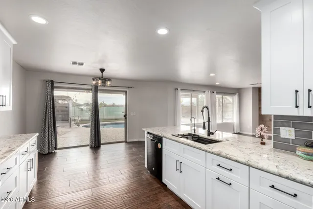 $620,000 | 1355 East Betsy Lane, Gilbert, AZ 85296