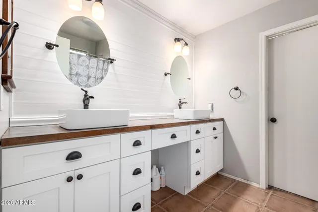 $620,000 | 1355 East Betsy Lane, Gilbert, AZ 85296