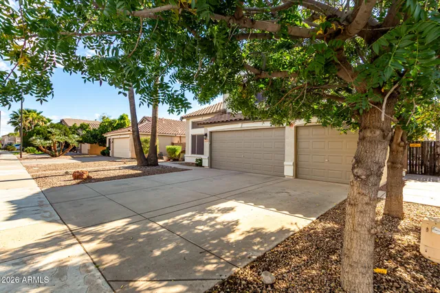 $620,000 | 1355 East Betsy Lane, Gilbert, AZ 85296