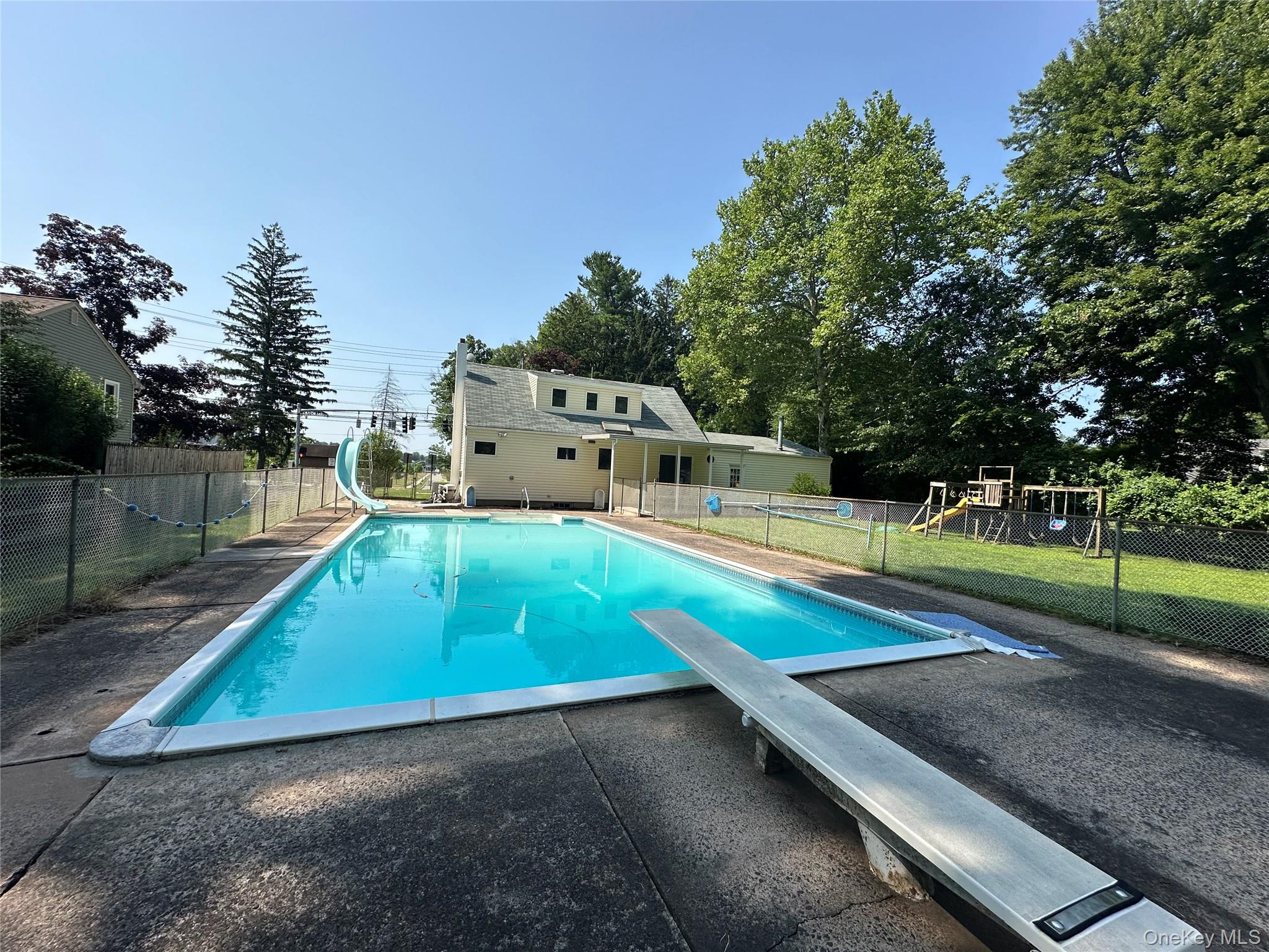 382 Convent Road Blauvelt, NY 10913 - Photo 1 of 23 DIVE RIGHT IN!!!