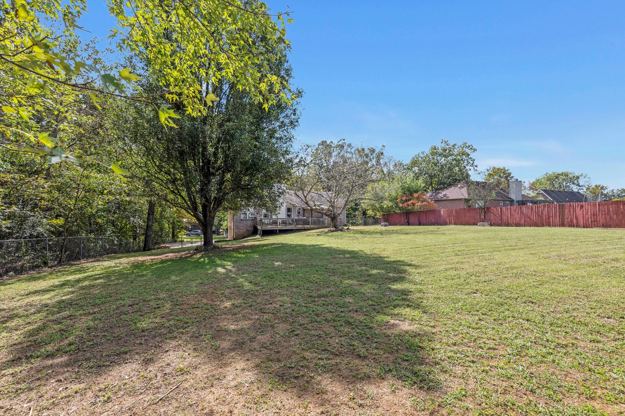 475 Wooten Road Clarksville, TN 37042 - Photo 27 of 29 Woods on one side and privacy fence on the other of this extra large back yard.