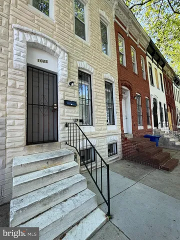 a view of a house with a stairs