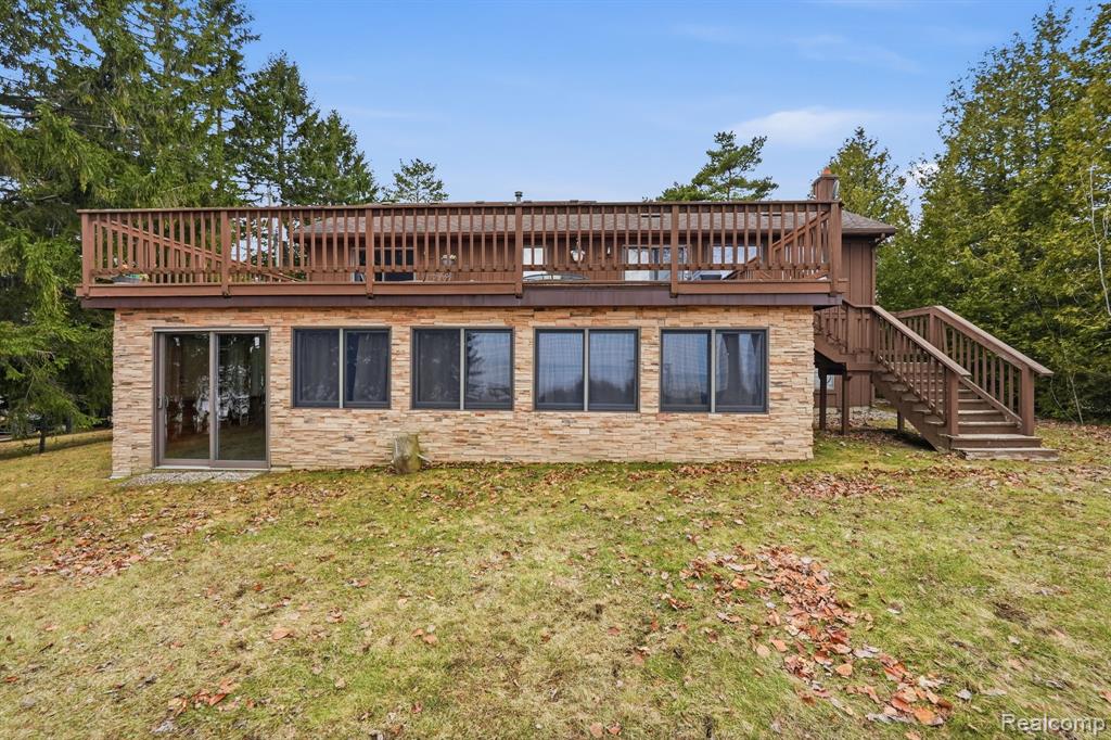 5436 North Lakeshore Road Deckerville, MI 48427 - Photo 37 of 48