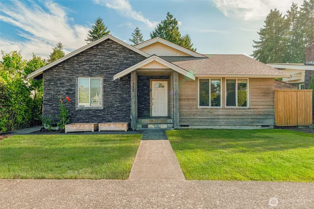 $629,000 | 112 K Street Southeast, Auburn, WA 98002