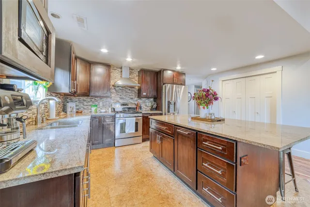 $629,000 | 112 K Street Southeast, Auburn, WA 98002