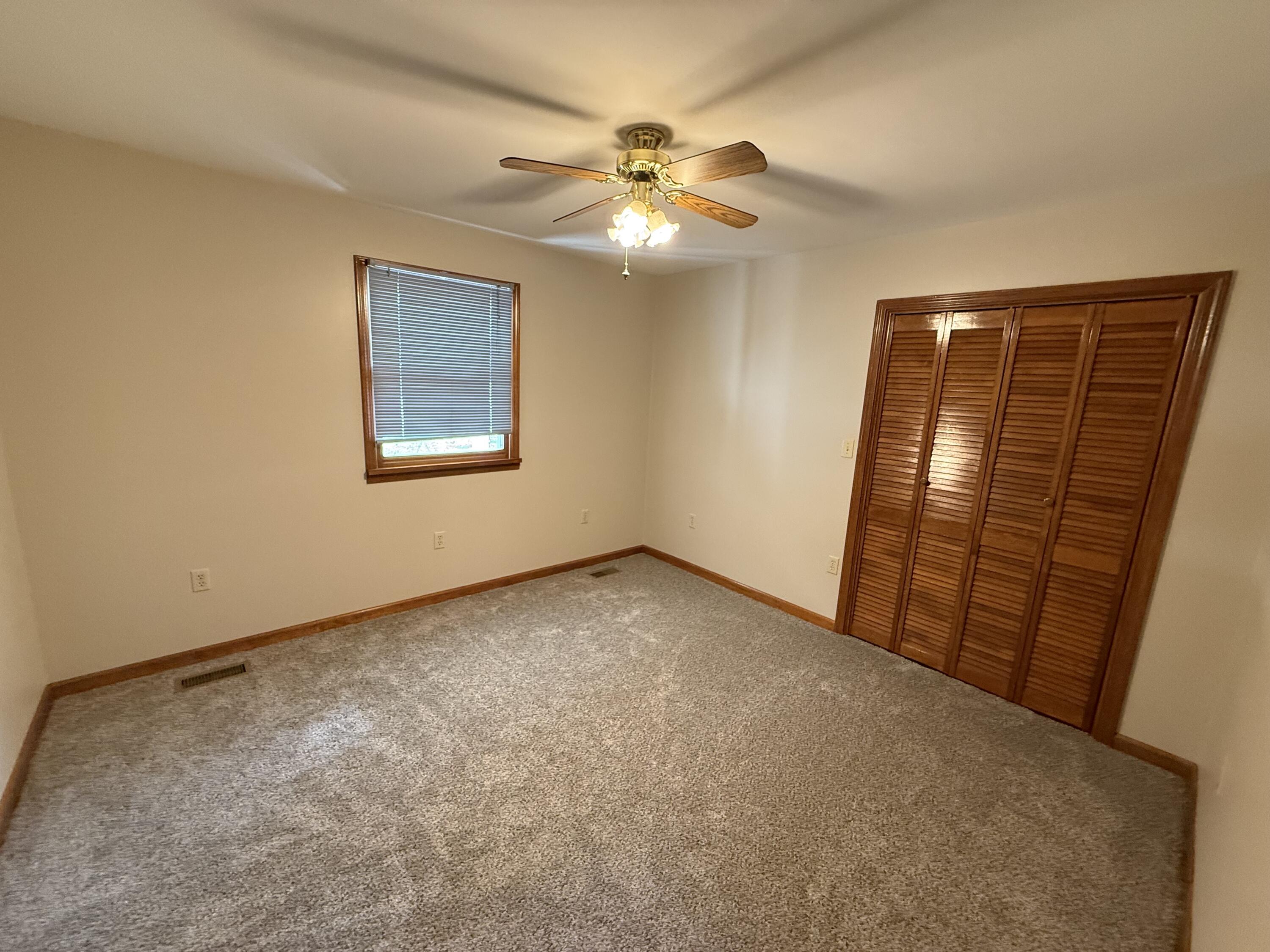 645 Sand Springs Road Mount Vernon, KY 40456 - Photo 13 of 29 IMG_1242