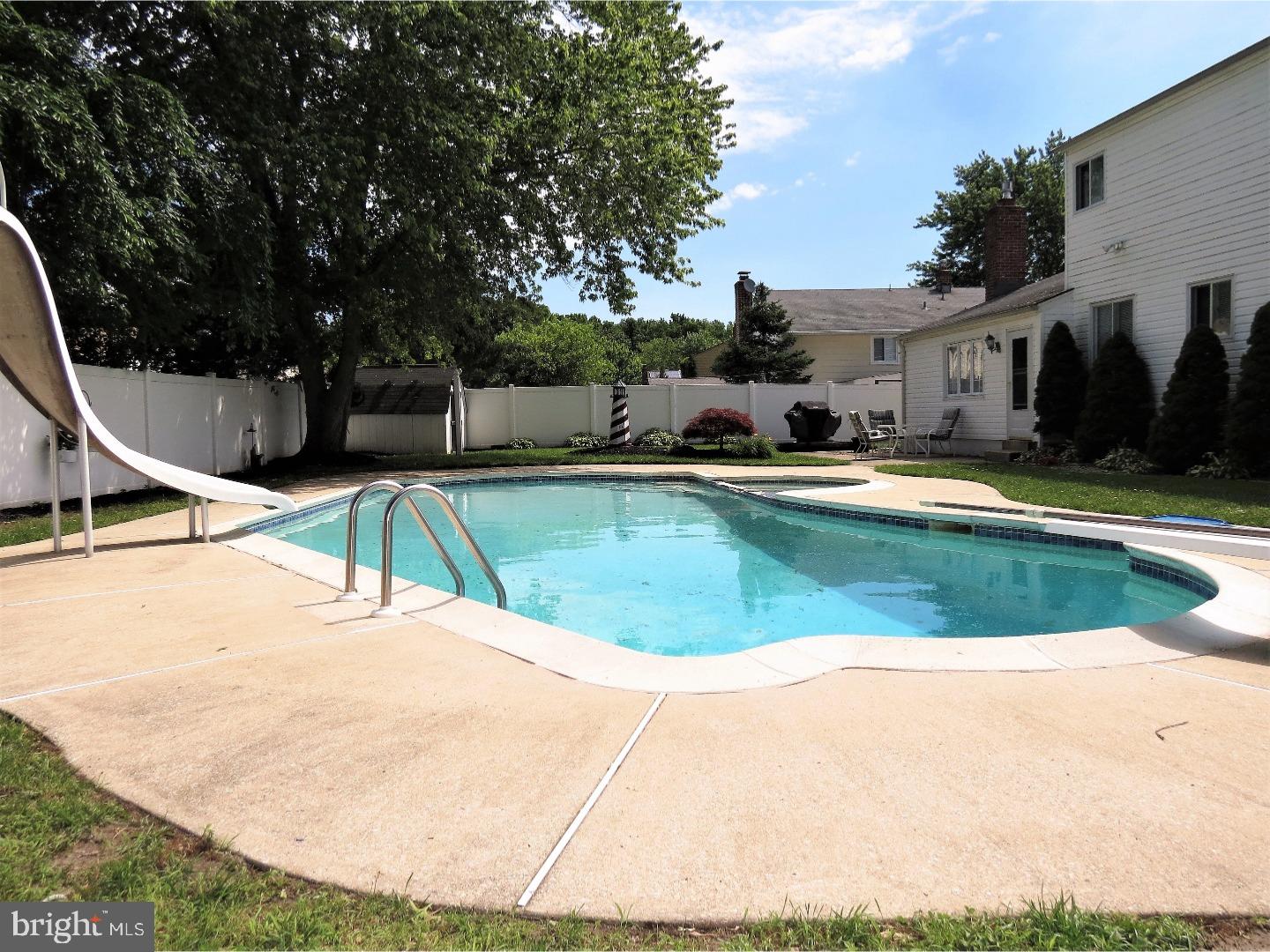 1 Mystic Road Clementon, NJ 08021 - Photo 3 of 25