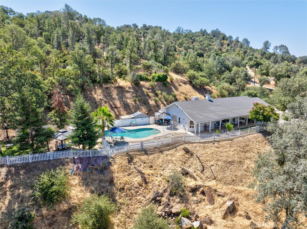 46455 Konklin Road Coarsegold, CA 93614 - Photo 45 of 46 an aerial view of a house