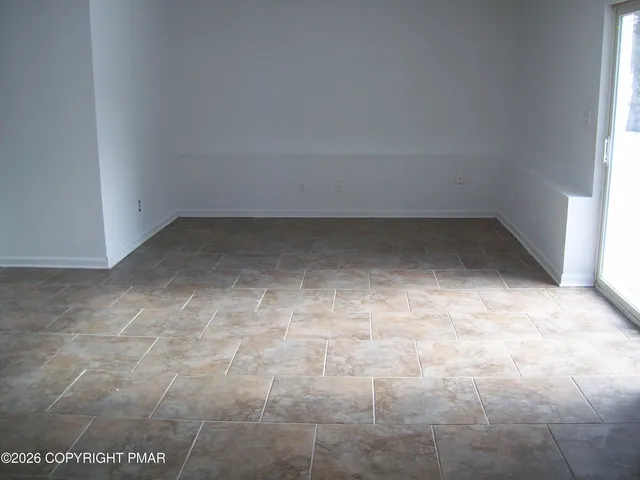 $2,600 | 128 Bull Run, Long Pond, PA 18334