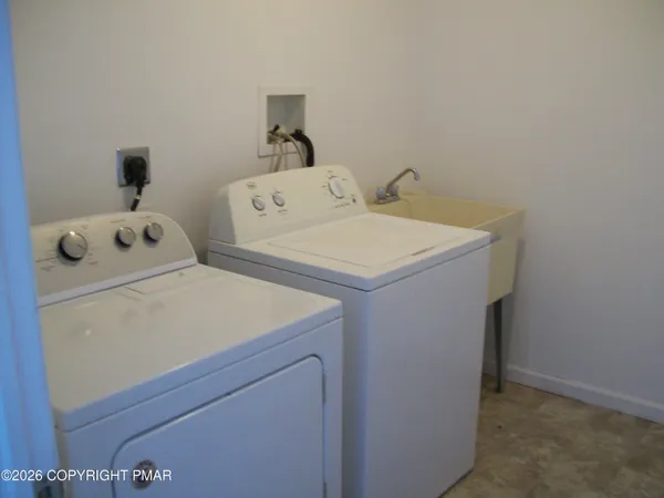 $2,600 | 128 Bull Run, Long Pond, PA 18334