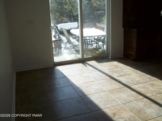 $2,600 | 128 Bull Run, Long Pond, PA 18334