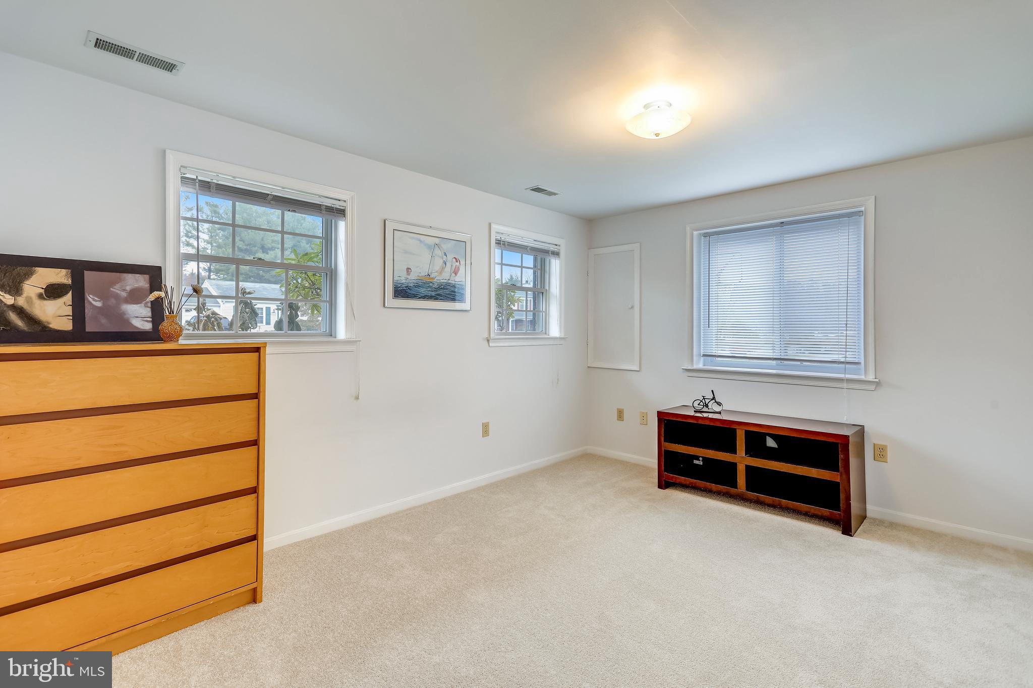 10424 Carlyn Ridge Road Damascus, MD 20872 - Photo 21 of 45 4th Bedroom