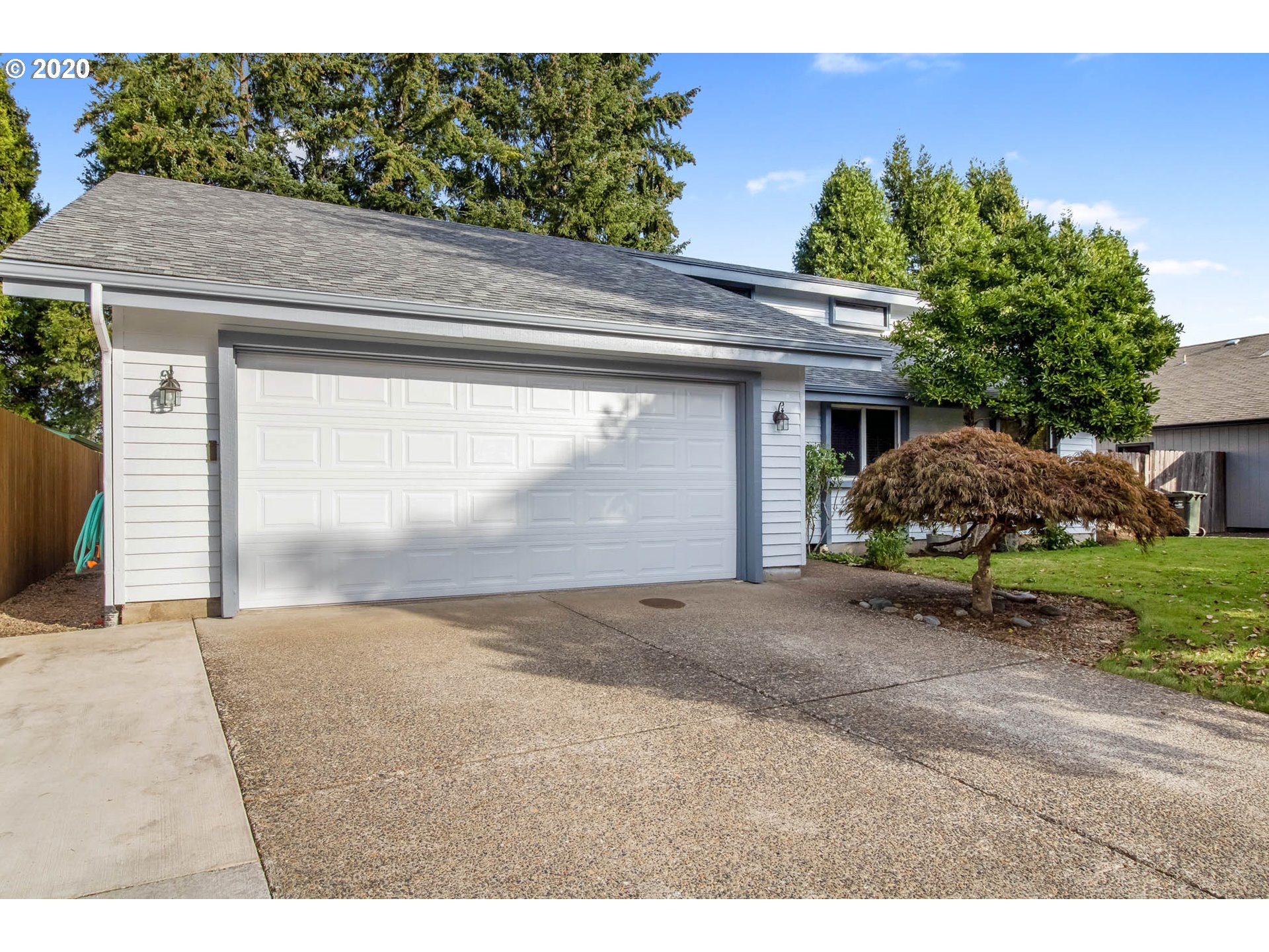 387 65th Street Springfield, OR 97478 - Photo 2 of 30