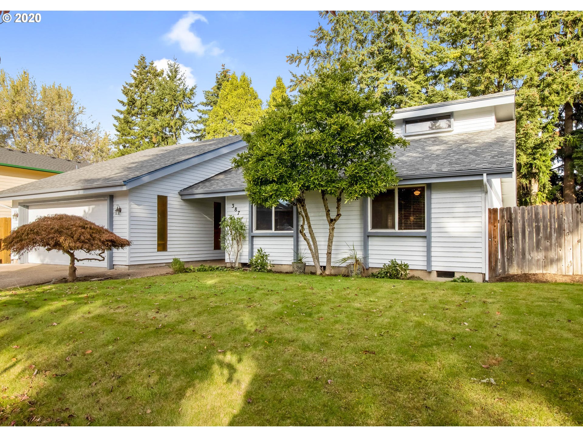 387 65th Street Springfield, OR 97478 - Photo 3 of 30