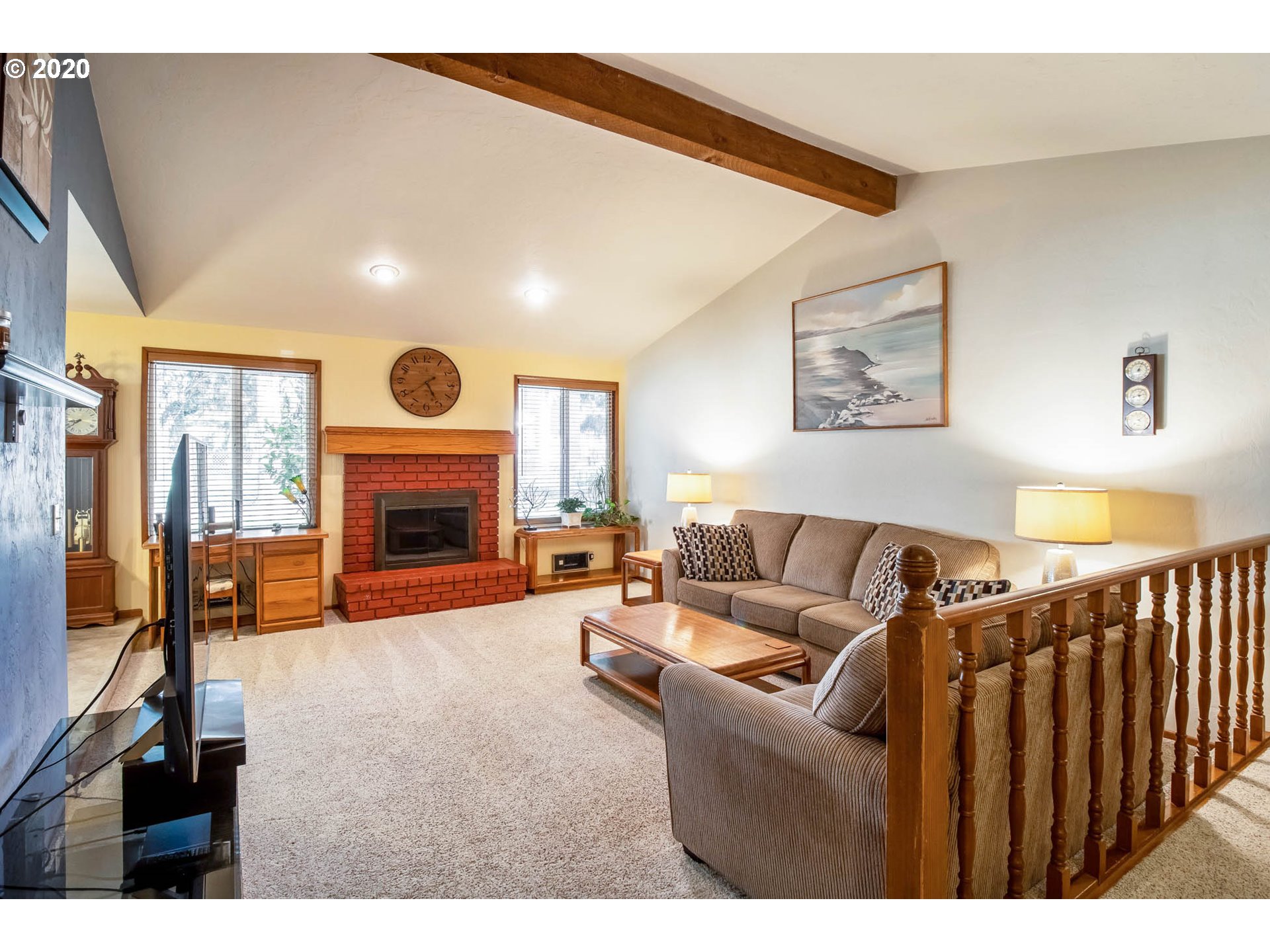 387 65th Street Springfield, OR 97478 - Photo 5 of 30