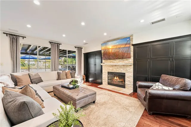 $1,650,000 | 26101 Knoll Court, Valencia, CA 91381