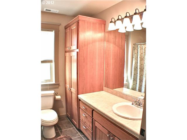 18888 Elder Road Oregon City, OR 97045 - Photo 11 of 16 Gallery Image 11