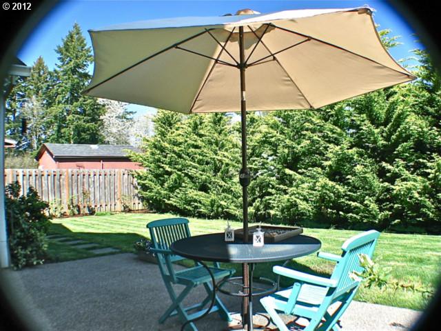 18888 Elder Road Oregon City, OR 97045 - Photo 16 of 16 Patio