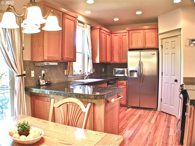 18888 Elder Road Oregon City, OR 97045 - Photo 4 of 16 Gallery Image 4