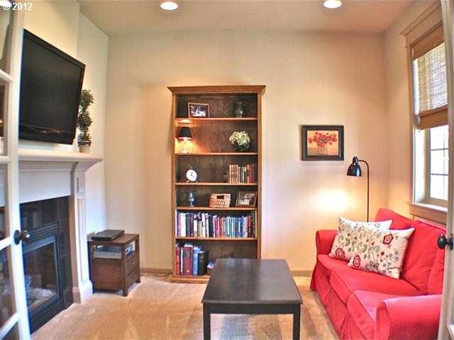 18888 Elder Road Oregon City, OR 97045 - Photo 9 of 16 Den/Office