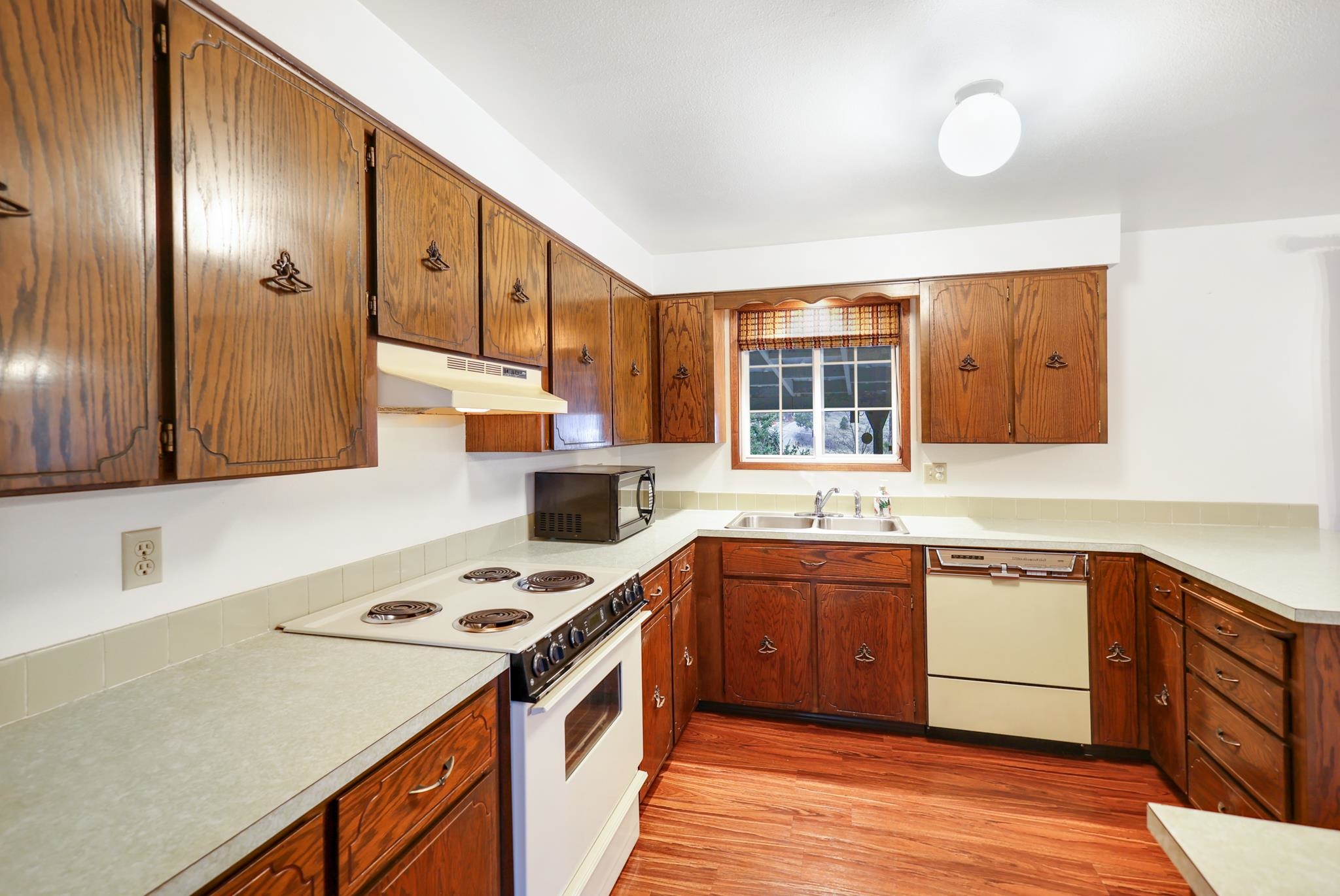 4336 South Locust Road Spokane Valley, WA 99206 - Photo 20 of 44 Gallery Image 20