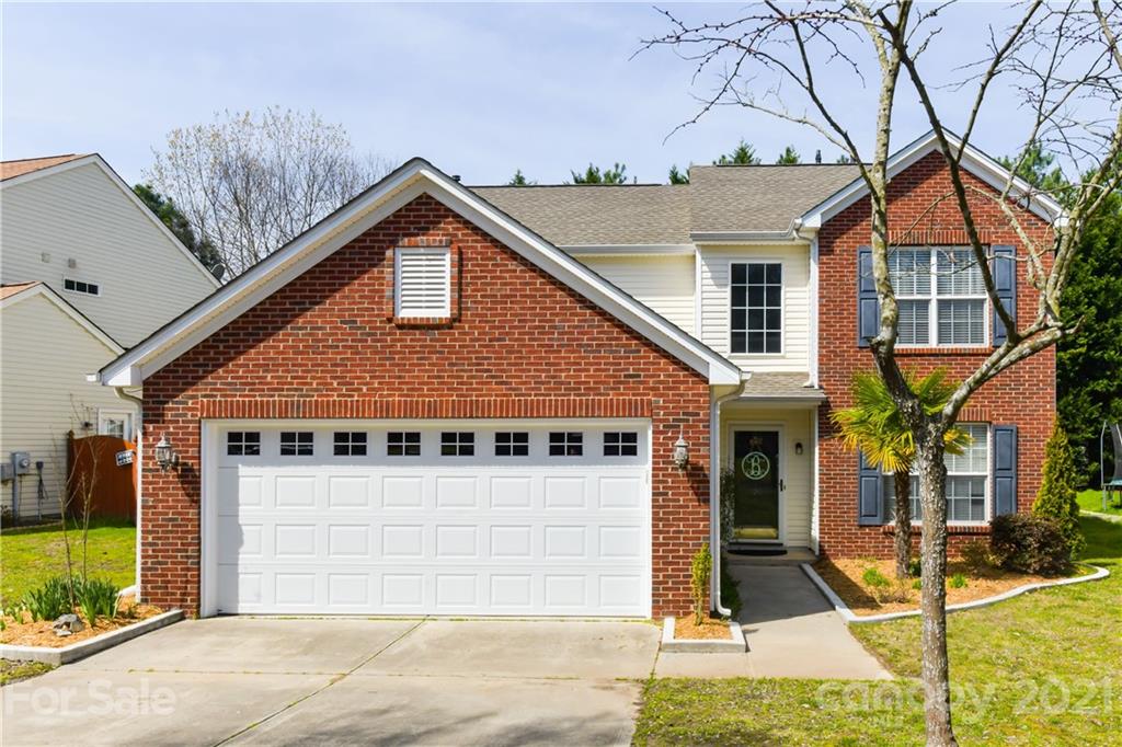 520 Red Oak Court Tega Cay, SC 29708 - Photo 1 of 28 Gallery Image 1