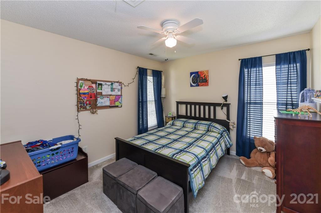 520 Red Oak Court Tega Cay, SC 29708 - Photo 24 of 28 Gallery Image 24