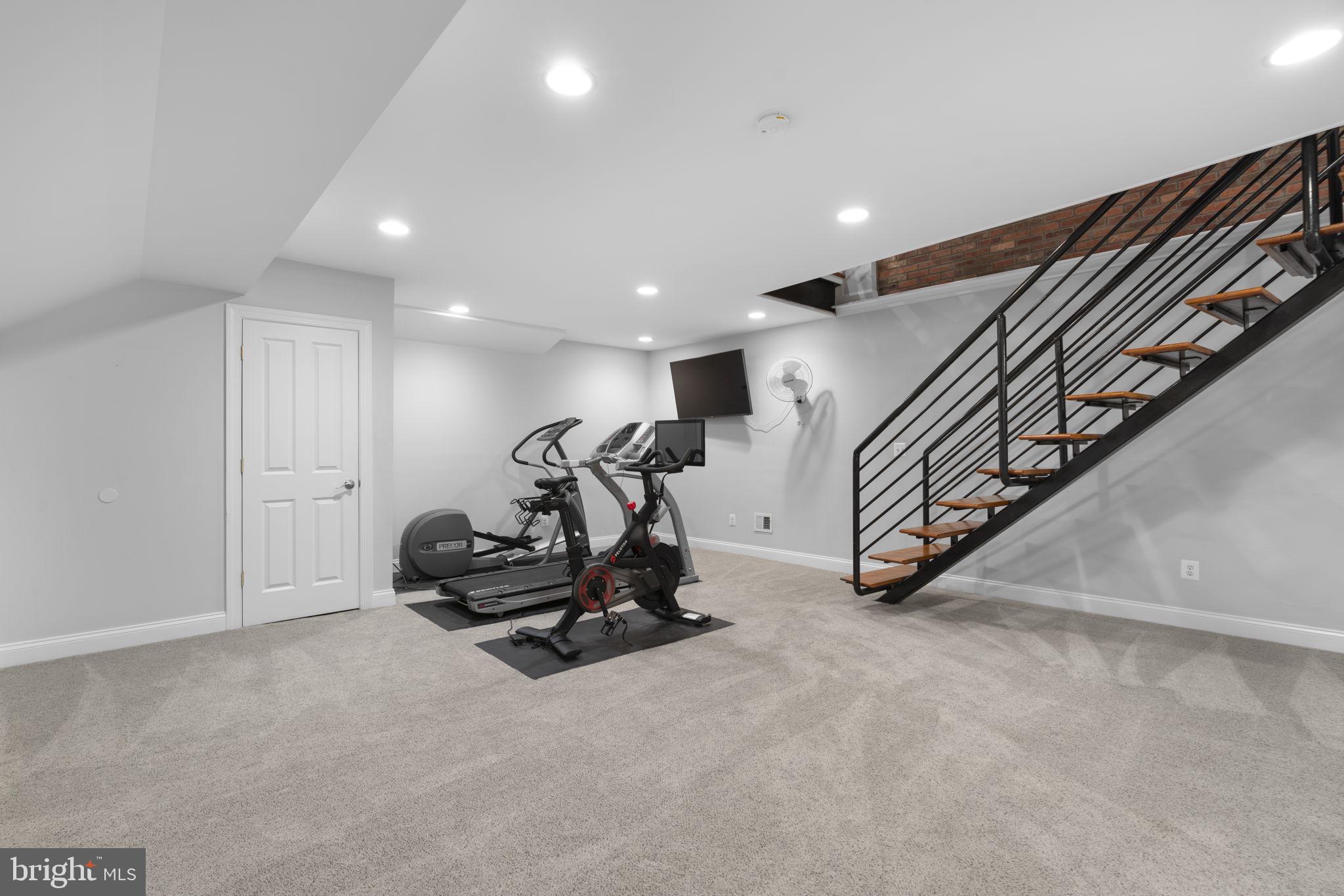 2916 Dillon Street Baltimore, MD 21224 - Photo 51 of 83 Lower Level | Exercise Room