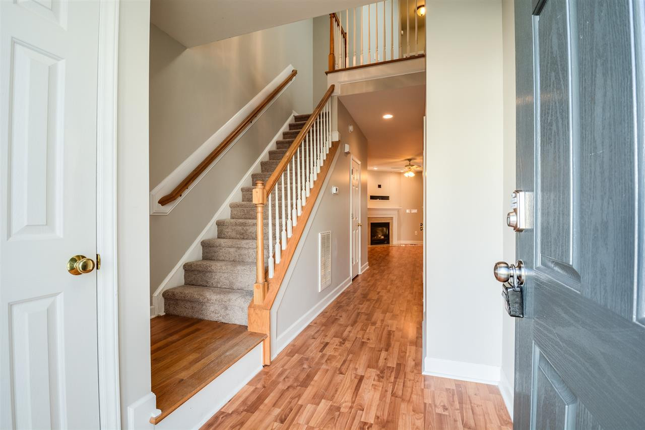 5407 Goldenglow Way Raleigh, NC 27606 - Photo 4 of 12 Photo 4