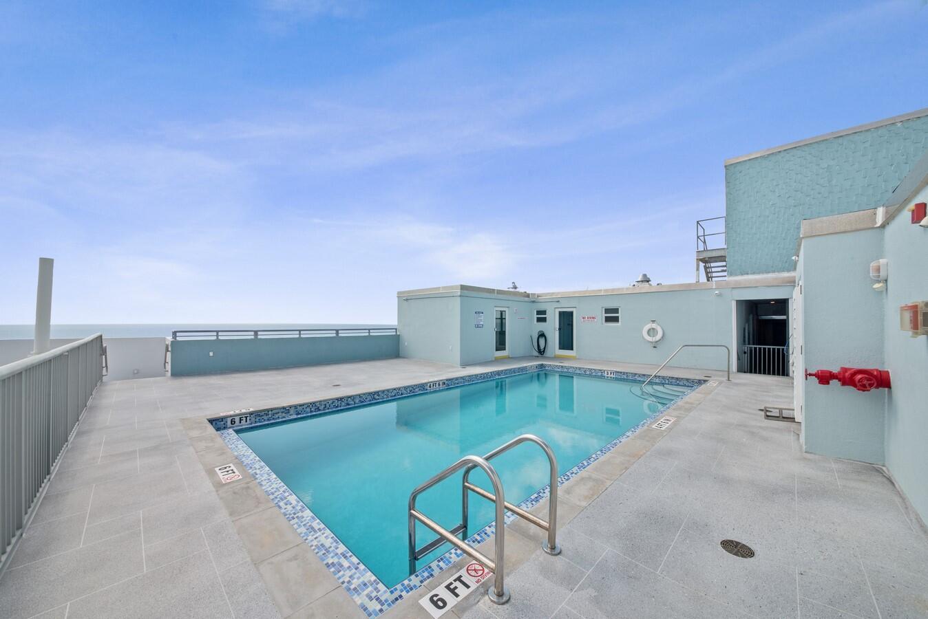 400 North Surf Road, Unit 305 Hollywood, FL 33019 - Photo 25 of 41 Roof Top Pool