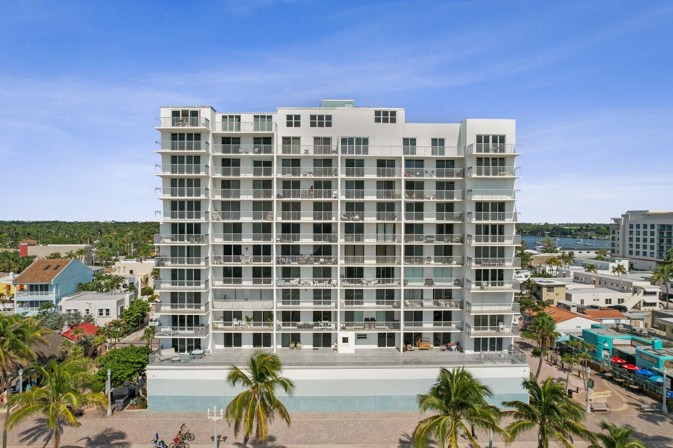 400 North Surf Road, Unit 305 Hollywood, FL 33019 - Photo 33 of 41 Aerial